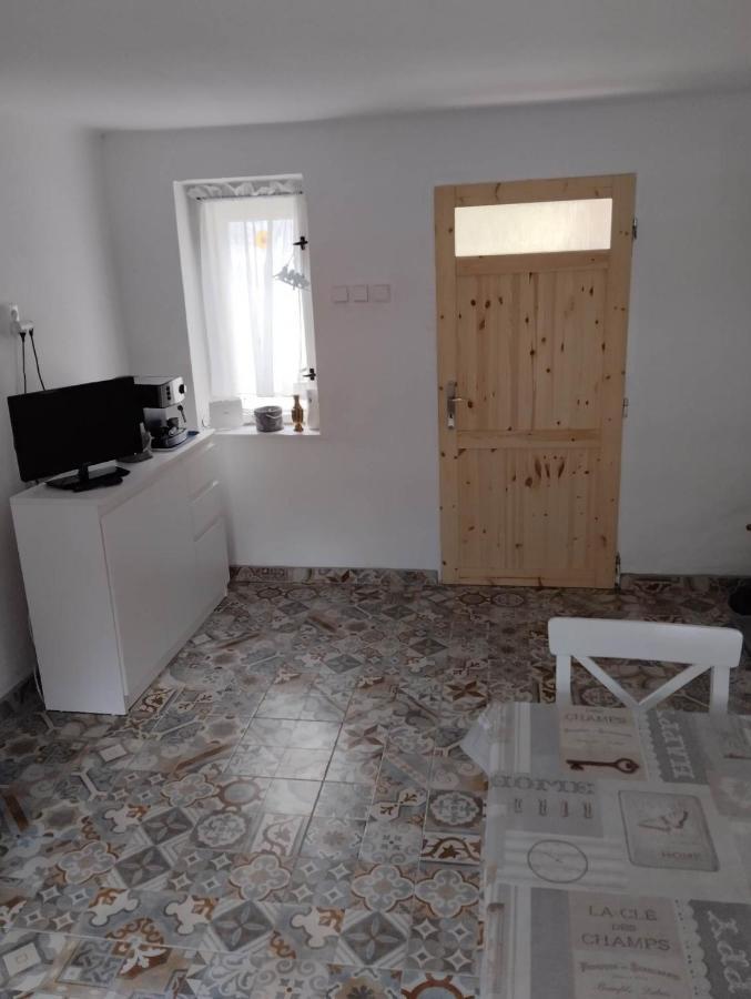 Ubytovanie Tibor Skarba Dunajská Streda Exterior foto